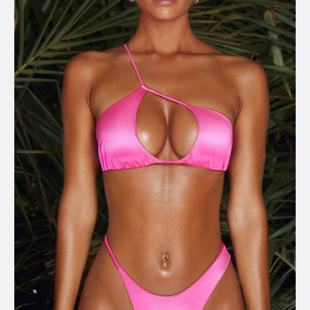 PINK NEENA Pink Swim Top Women’s XL NWT